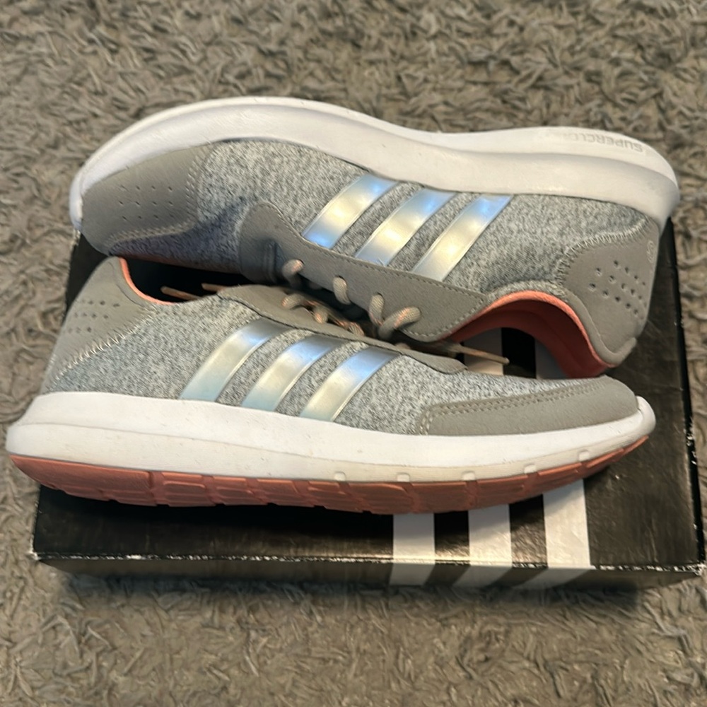 Women’s Adidas Element Refresh